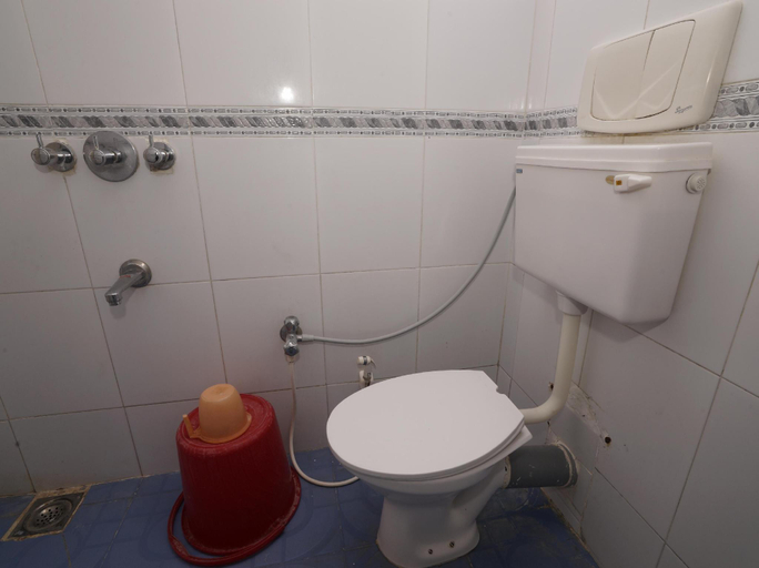 Bathroom 4, Hotel Melody Park Kanyakumari, Kanniyakumari
