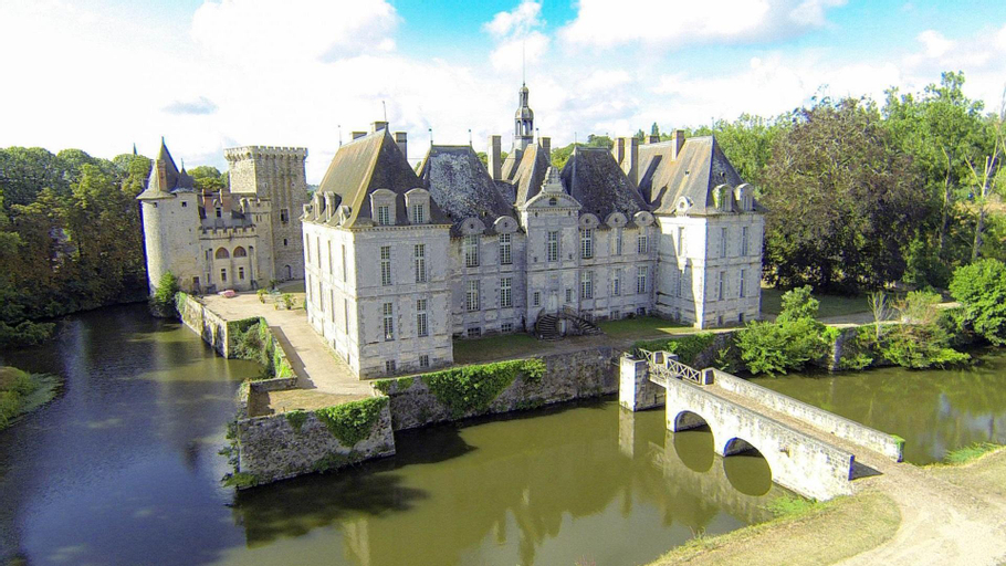 Chateau de Saint Loup Guest House, Deux-Sèvres