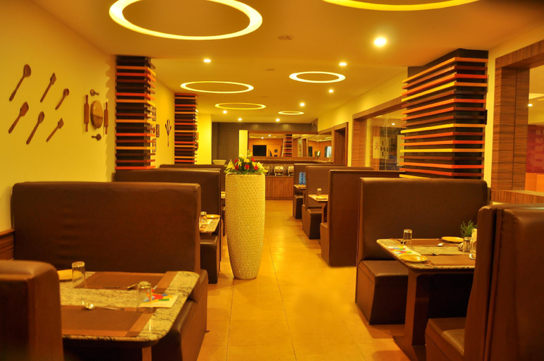 Food & Drinks 5, Vinayaga Inn by Poppys Ooty, The Nilgiris