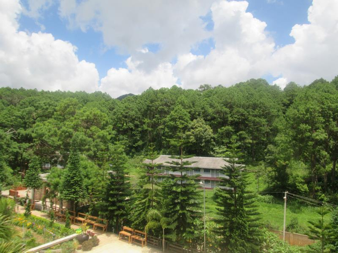 View 5, Green Haven Hotel, Taunggye