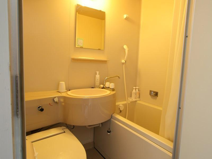 Bathroom, Kenchomae Hotel Abis Matsuyama, Matsuyama