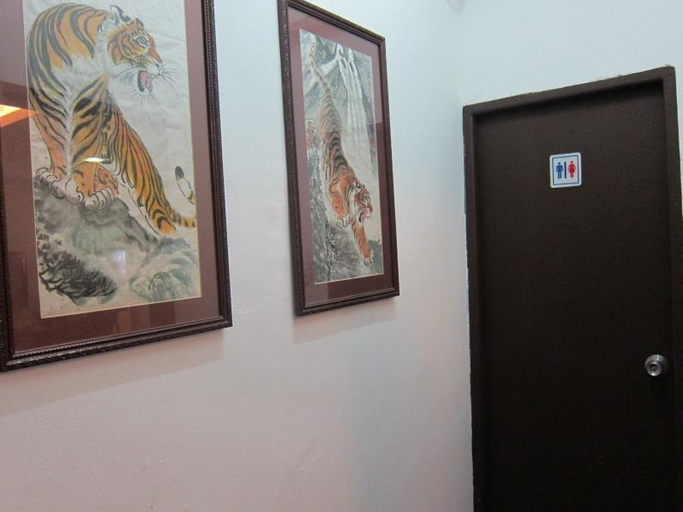 Bathroom 4, Oriental Inn, Kuching