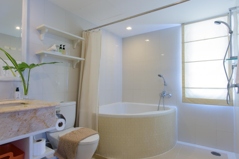 Bathroom 5, Sabai Sathorn Serviced Apartment, Bang Rak