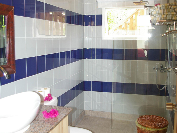 Bathroom, Villa Kass