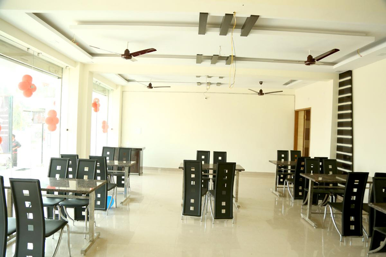 Food & Drinks 5, Hotel Kss Inn, Dehradun