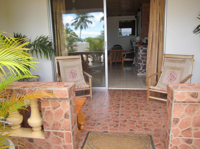 Others 3, Villa Kass