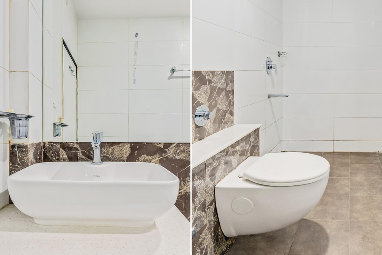 Bathroom 3, Hotel Siliconville, Hyderabad