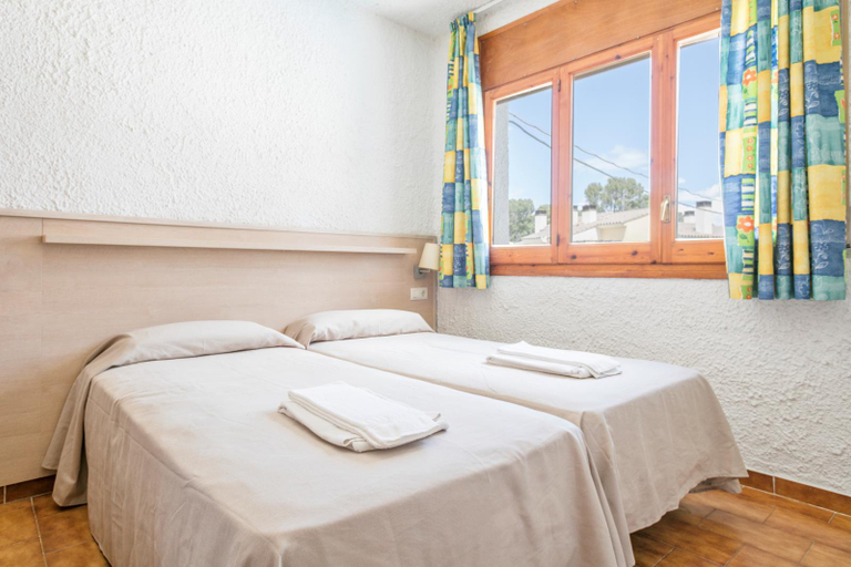 Bedroom 2, Rentalmar El Pinar Adosados, Tarragona