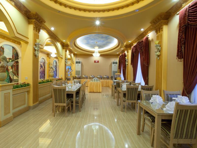 Food & Drinks 5, Hotel Grand Town, Makassar