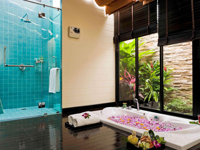 Bathroom 5, The Nouveau Chumphon Beach Resort & Golf, Muang Chumphon