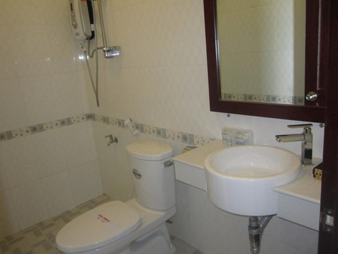 Bathroom 4, Hau Giang 2 Hotel Can Tho, Ninh Kiều