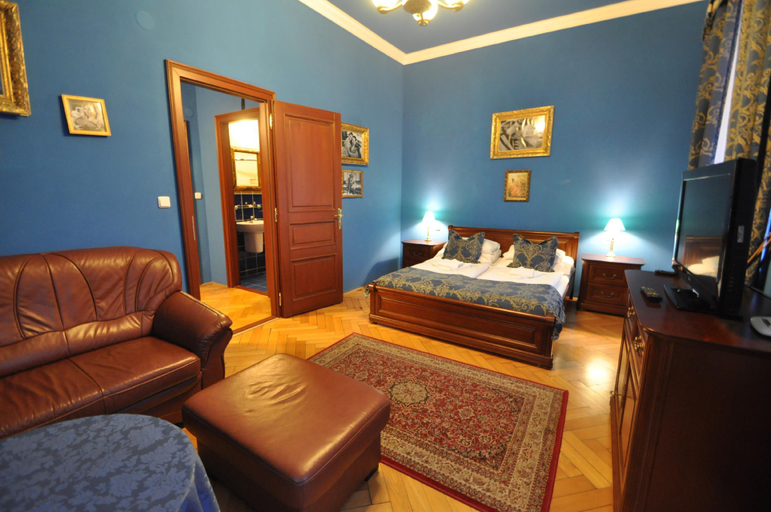 Bedroom 3, Grand Hotel Prague, Jičín