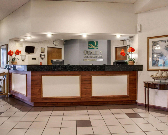 Public Area 2, Quality Inn & Suites Clinton - Jackson West, Hinds