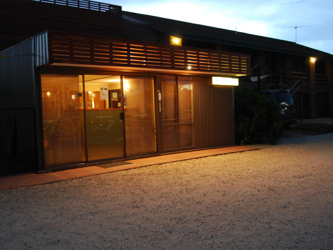 Public Area 3, Motel Meneres, Corowa