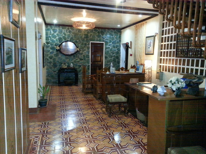 Public Area 2, La Casa Roa Hostel, Caramoan