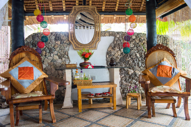 Public Area 4, Dolphin House Resort Spa Diving, Moalboal