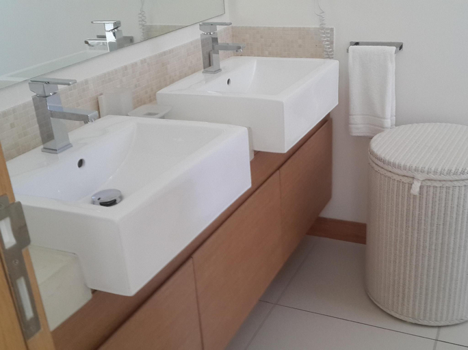 Bathroom 3, Villasun Seafront Apart at CapOuest , Black River