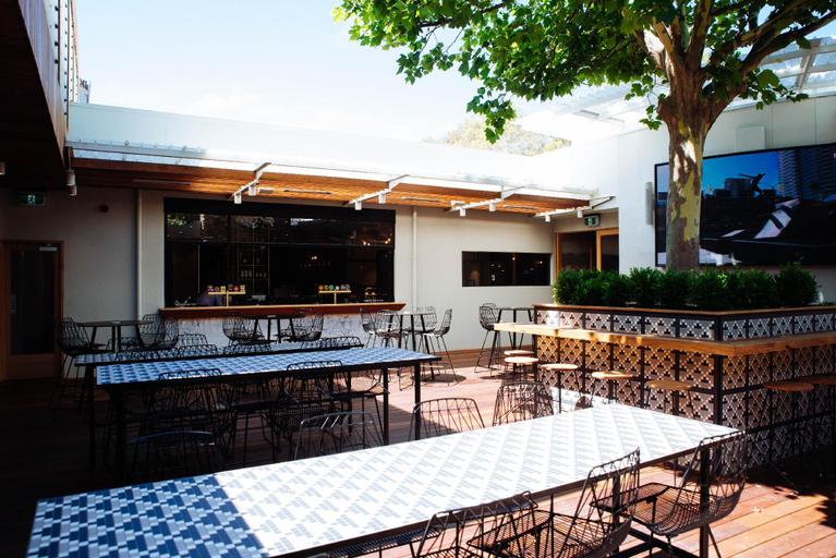 Food & Drinks, Morphett Arms Hotel, Adelaide