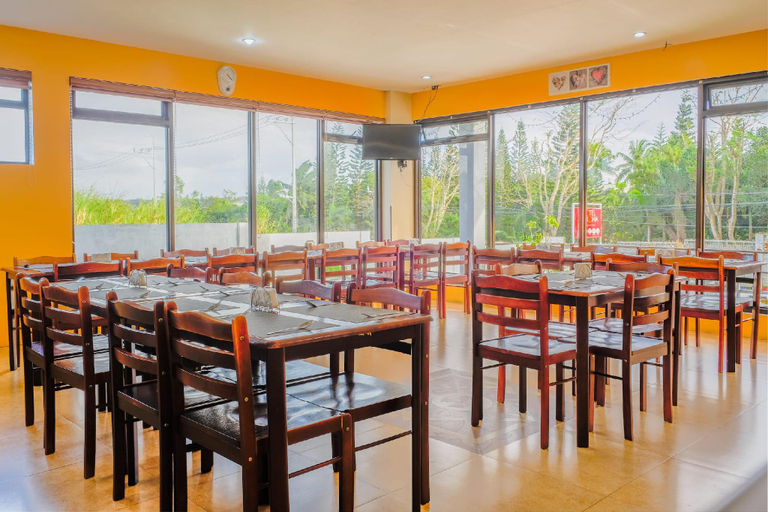 Food & Drinks 2, Hotel Aroha, Tagaytay City