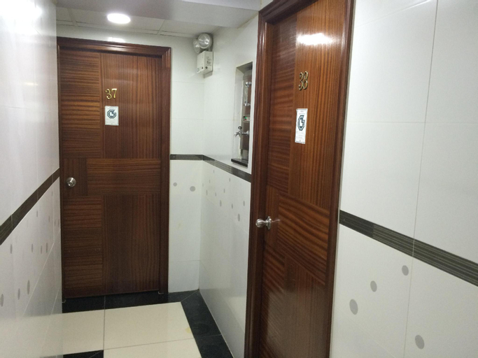 Others 5, Mei Lam Guest House, Kowloon