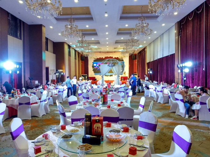 Food & Drinks, Beijing Blue Peacock Business Hotel, Beijing