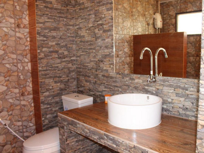 Bathroom 3, Ocean View Resort, Ko Phangan
