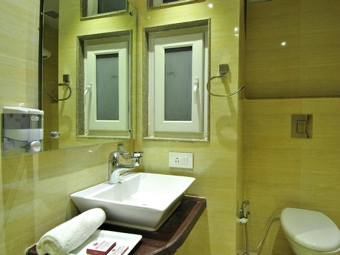 Bedroom 4, Hotel Sai Miracle, West