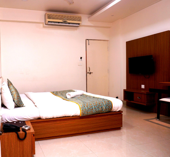 Bedroom 2, Hotel Gayatri Inn, Nagpur