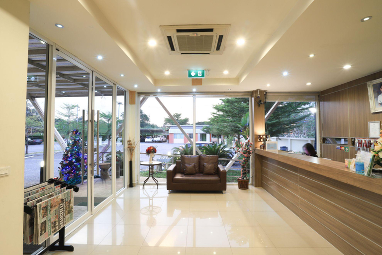 Public Area 3, Tharakiree Place Hotel, Pak Chong