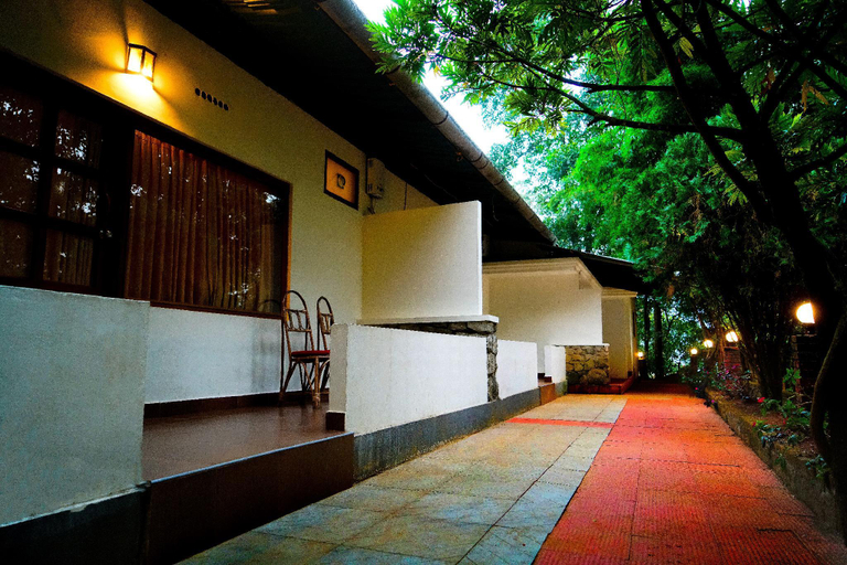 Public Area, Glenmore Resorts, Idukki