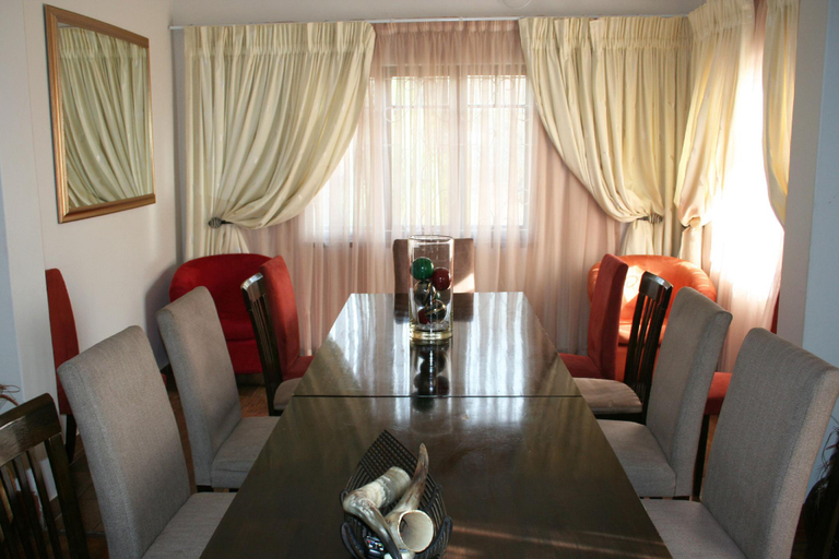 Public Area, Thembelihle Guest House, Umgungundlovu
