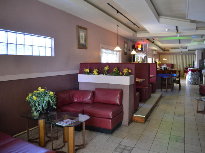 Public Area 2, West Plaza Malakal Hotel