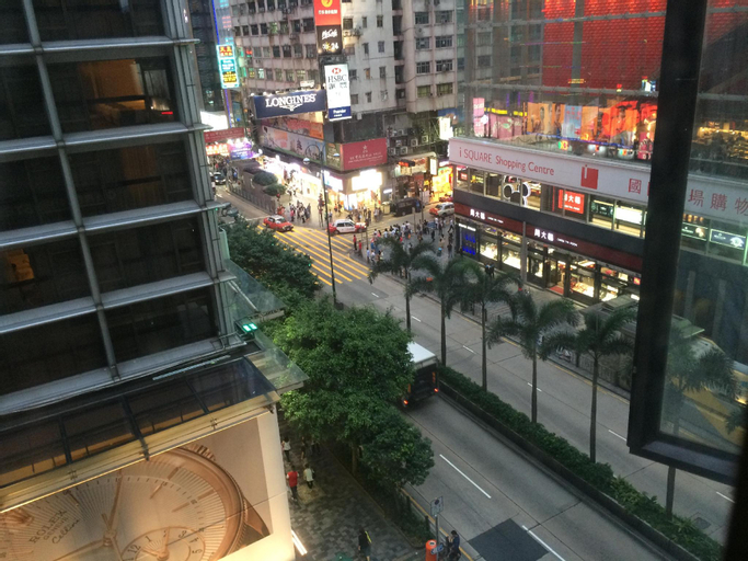Exterior & Views 17