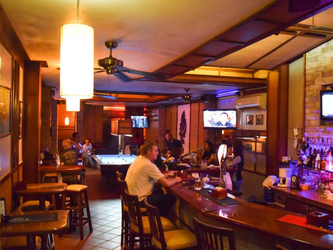 Others 5, Bar Oz Riverside, Phnom Penh