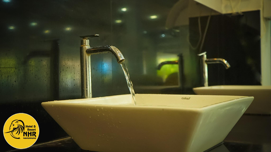 Bathroom 2, National Holiday Resort, Mahiyanganaya
