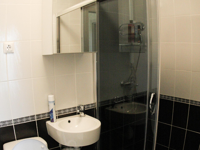 Bathroom 2, Old Moscow Mini-Hotel, Central