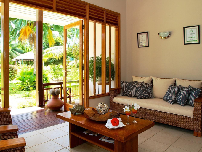 Public Area, Les Villas D'Or
