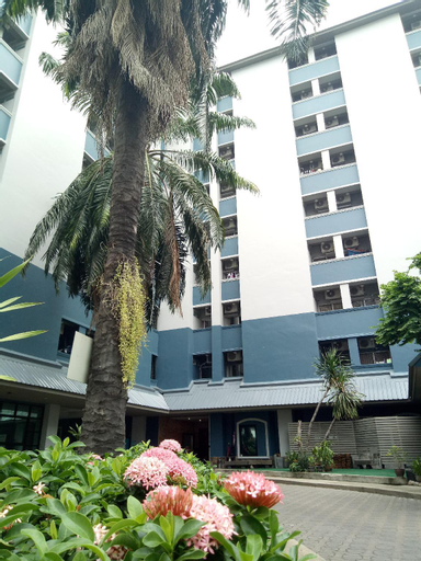 Komol Residence, Bang Plad