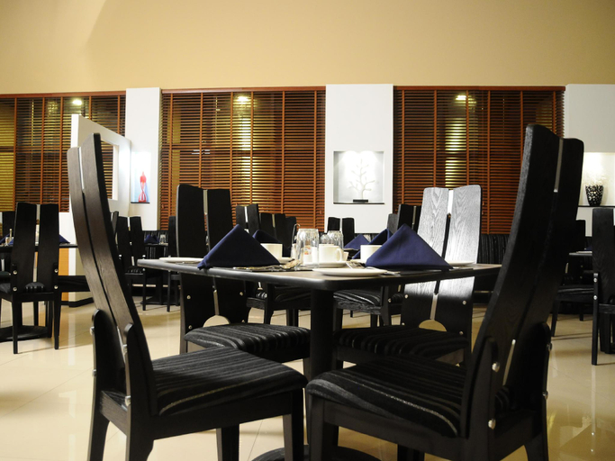 Food & Drinks 5, HI 5 Hotel, Nashik
