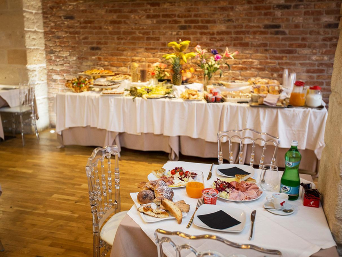 Food & Drinks 5, Badia Nuova Residence, Trapani