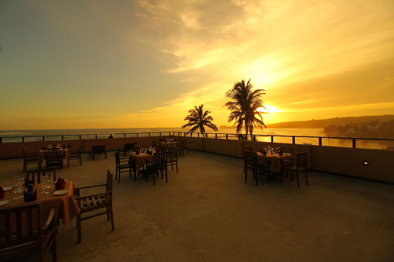 Food & Drinks 5, Hotel Rock Fort, Habaraduwa