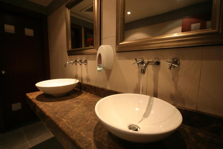 Bathroom 4, Al Jaad Mahbas Hotel, Makkah