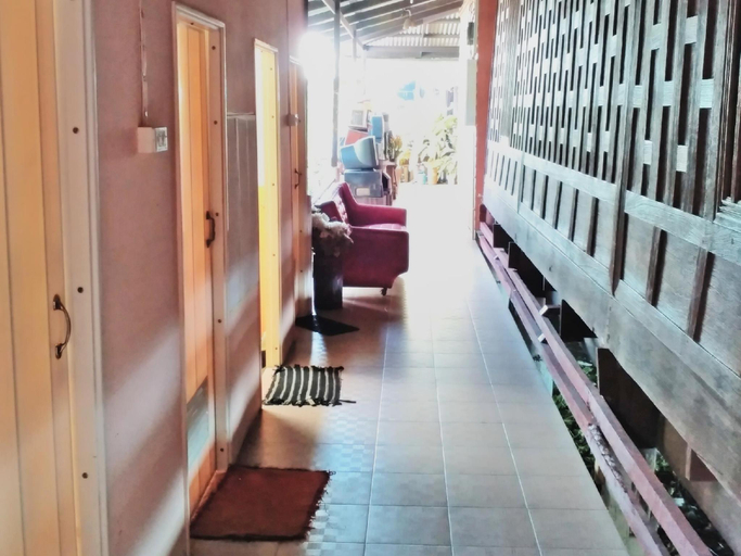 Bathroom, Baan Bon Homestay Amphawa, Amphawa
