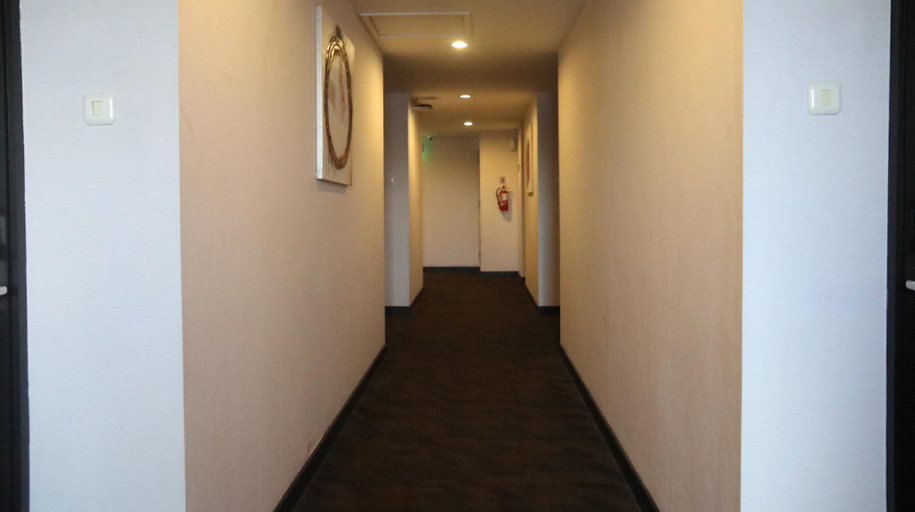 Public Area 29