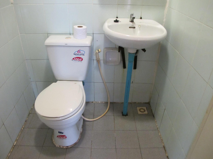 Bathroom 3, Sugar Cane Guest House 1, Muang Kanchanaburi