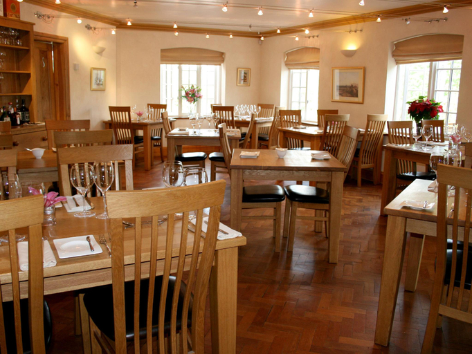 Food & Drinks 2, The Mooring Post , Gloucestershire