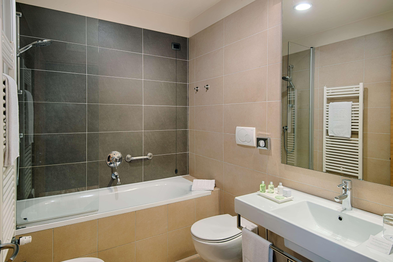 Bathroom 4, AC Hotel by Marriott Milan Sesto, Milano