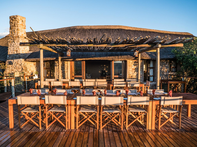 Food & Drinks 3, Woodbury Tented Camp, Cacadu