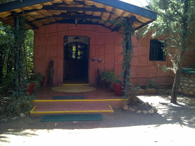 Others 2, Octagon Lodge, Karatu