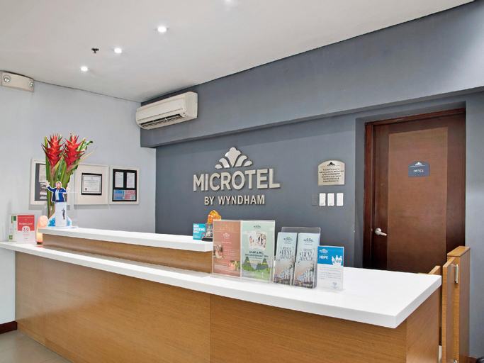 Public Area 2, Microtel by Wyndham Acropolis, Quezon City